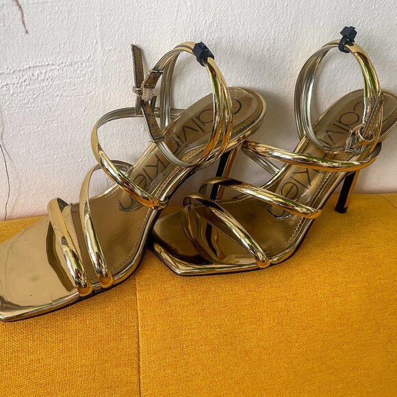 Calvin Klein Golden Heeled Sandal - 4" - Square Toe & Stunning- Size 6 - Picture 5 of 10